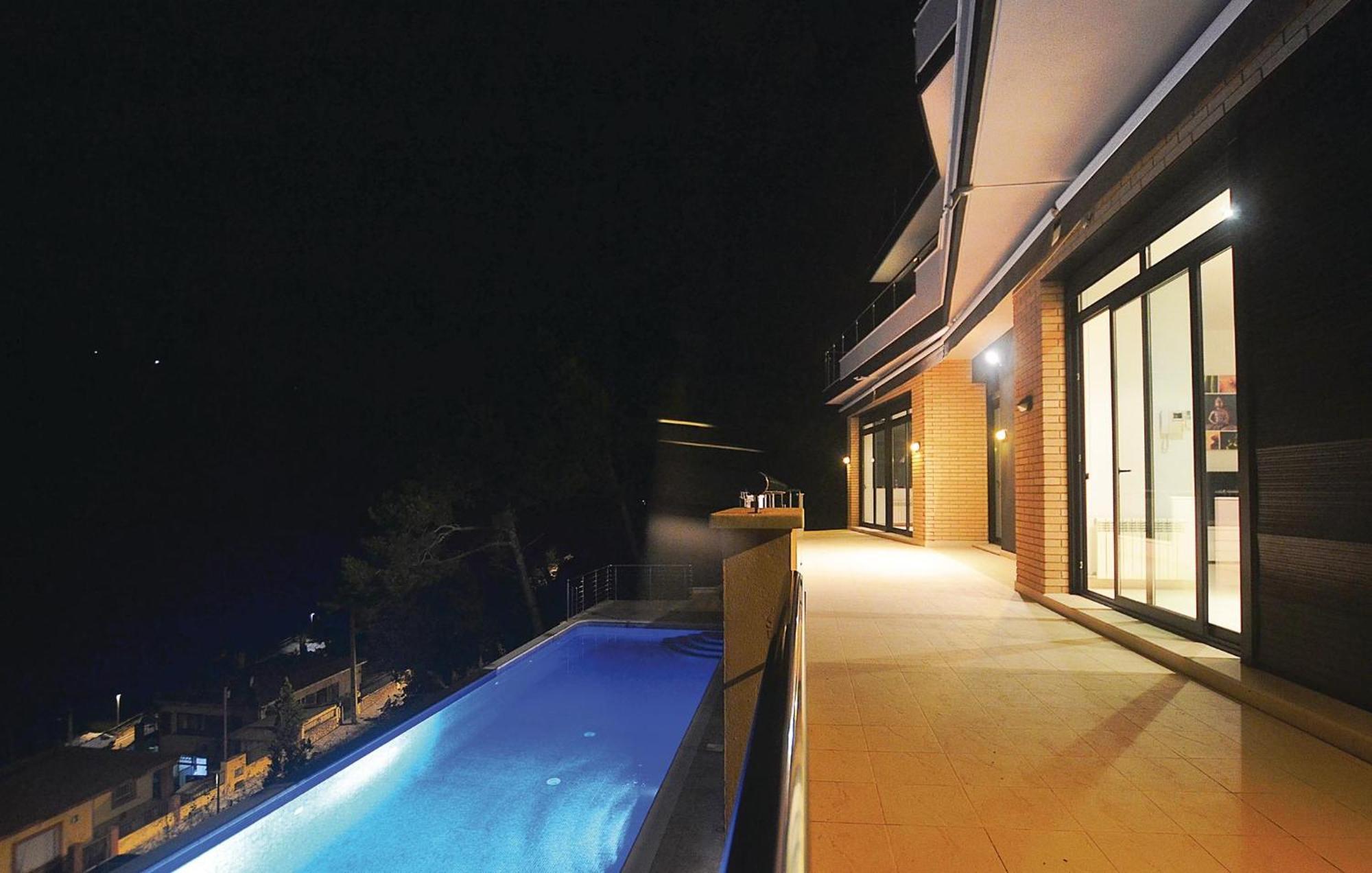 Nice Home In Santa Susanna With House Sea View Εξωτερικό φωτογραφία